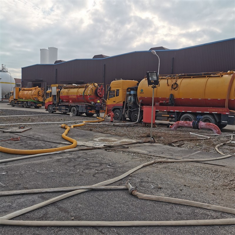 嘉荫污水池清理